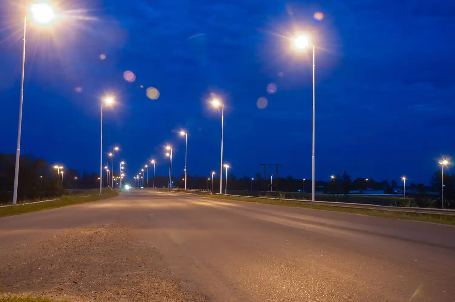 Se reacondicionará la iluminación de la rotonda entre Ruta 11 y el acceso a Victoria