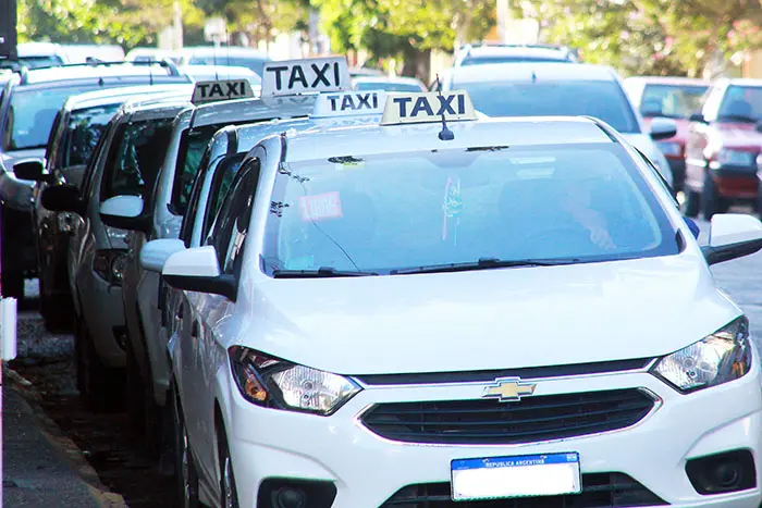 Taxistas piden al Concejo intervenir en el precio del GNC