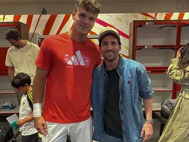 Jakub Mensik  campeon master 1000 miami  messi   tenis