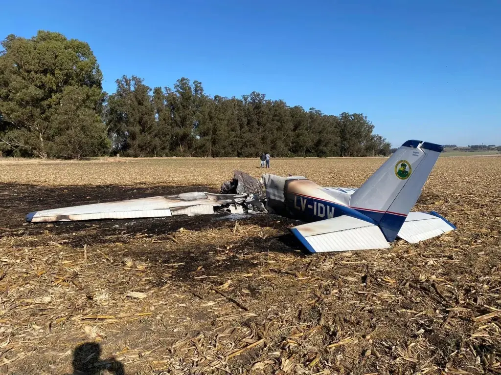 Se estrelló en un campo
