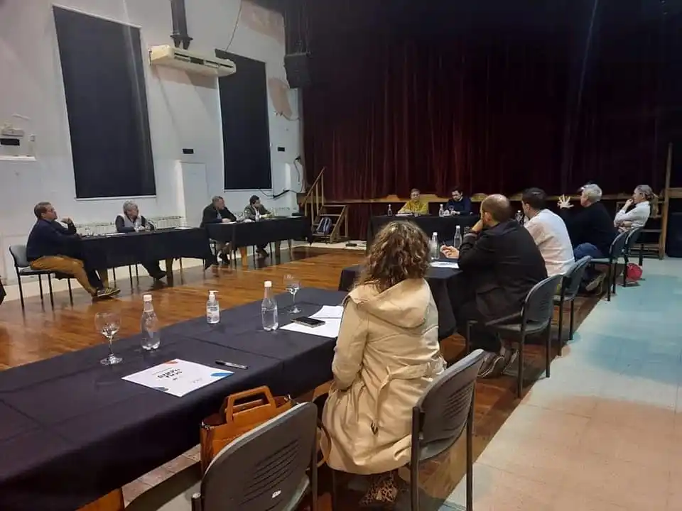 La Provincia concretó el pago de la ayuda anunciada al sector turístico