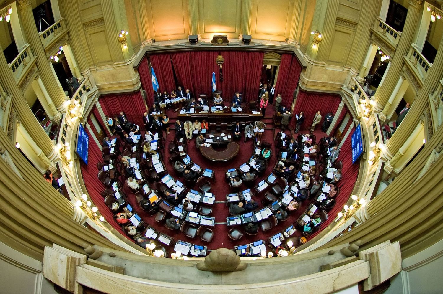 El Senado aprobó el nuevo protocolo para sesionar virtualmente durante la pandemia