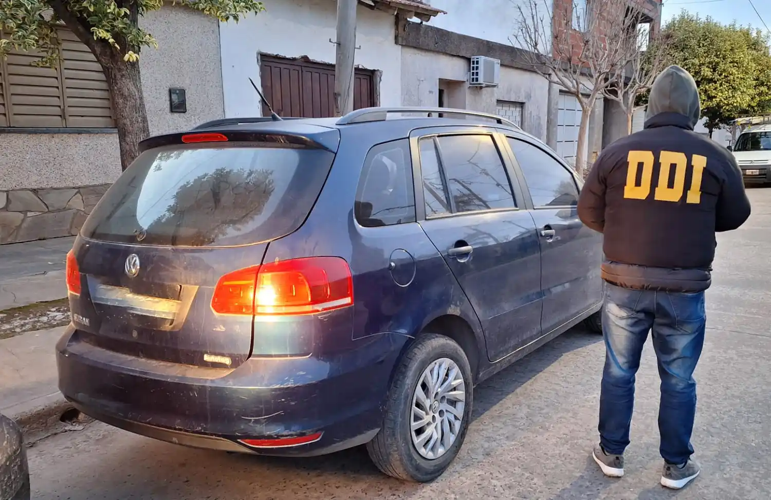 automóvil  secuestrado robo vivero mailín