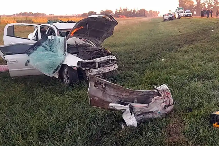 En un brutal accidente, falleció una joven de 20 años y su hijo de once meses: “No se aguantaba el olor a alcohol”