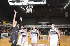 Arca fue titular en la derrota de Gimnasia