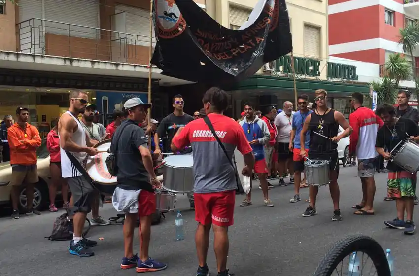 Prorrogan la conciliación obligatoria en el conflicto de guardavidas