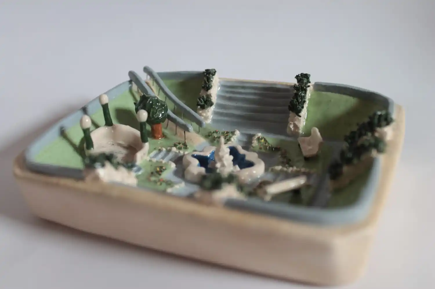 «Geografías del afecto: tres gestos de barro», de Pilar Maharbiz, Laura Fassi y obra Patrimonio del Museo de la artista Pauline Fondevila.