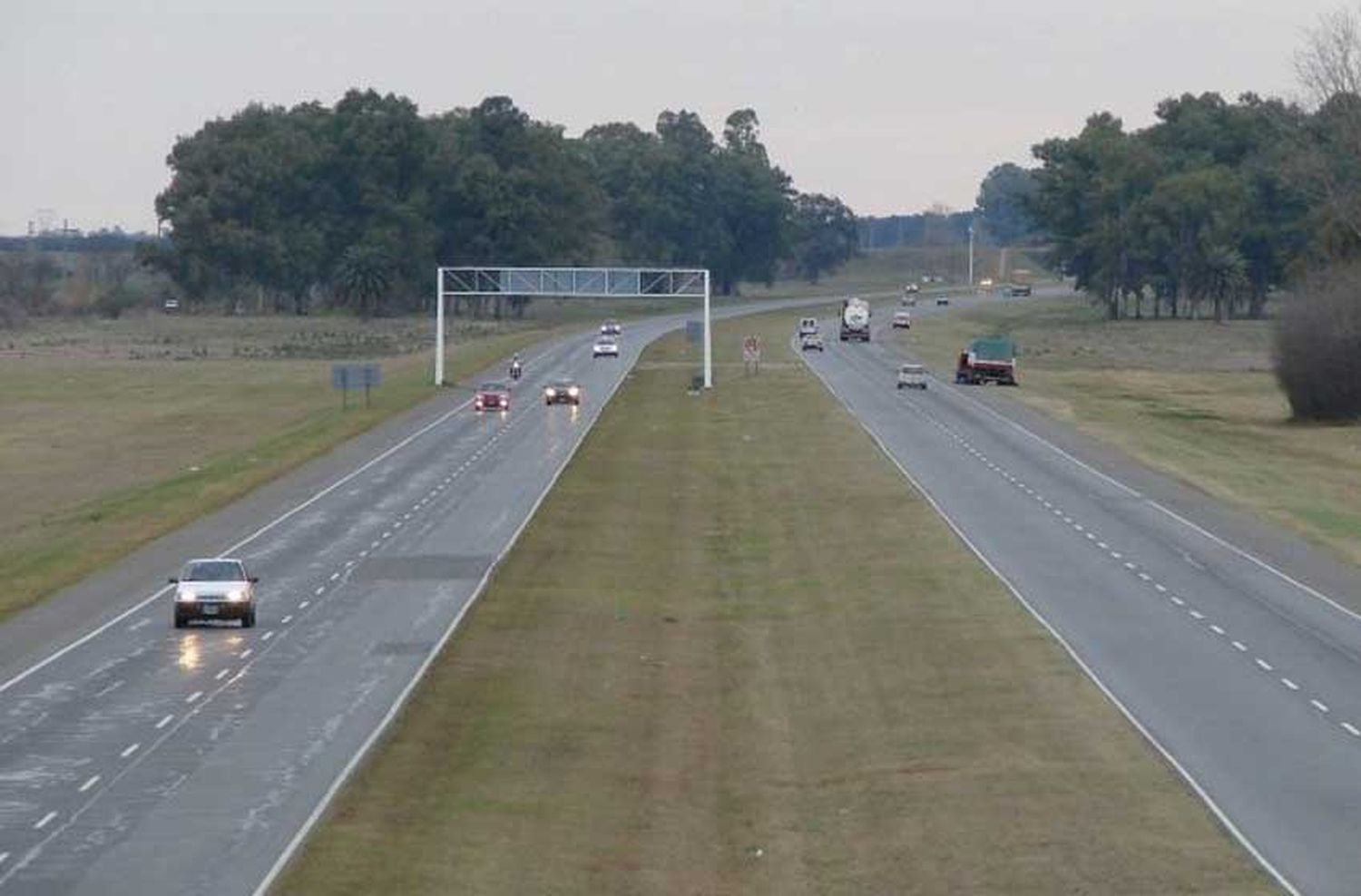 Empieza la obra obra del tercer carril de la autopista Rosario-Santa Fe