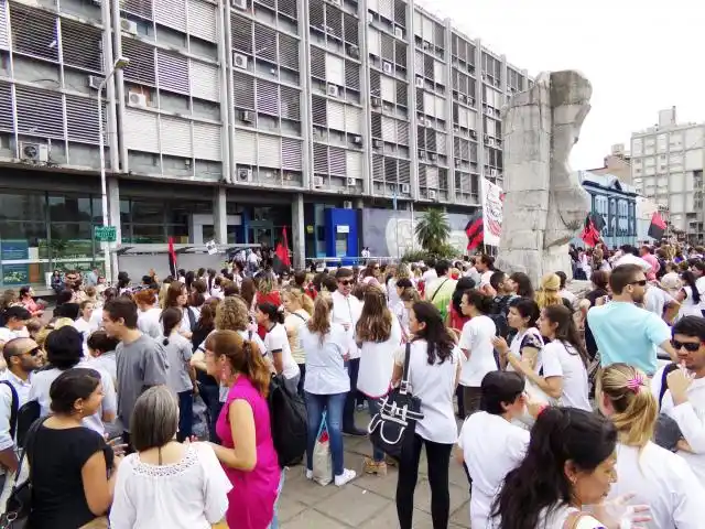 AGMER realiza hoy una nueva huelga de 24 horas
