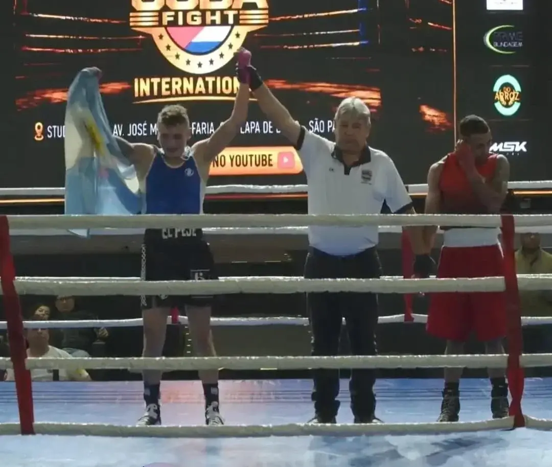 Diego "El Peje" Larraula se consagró campeón en Brasil tras vencer una verdadera odisea