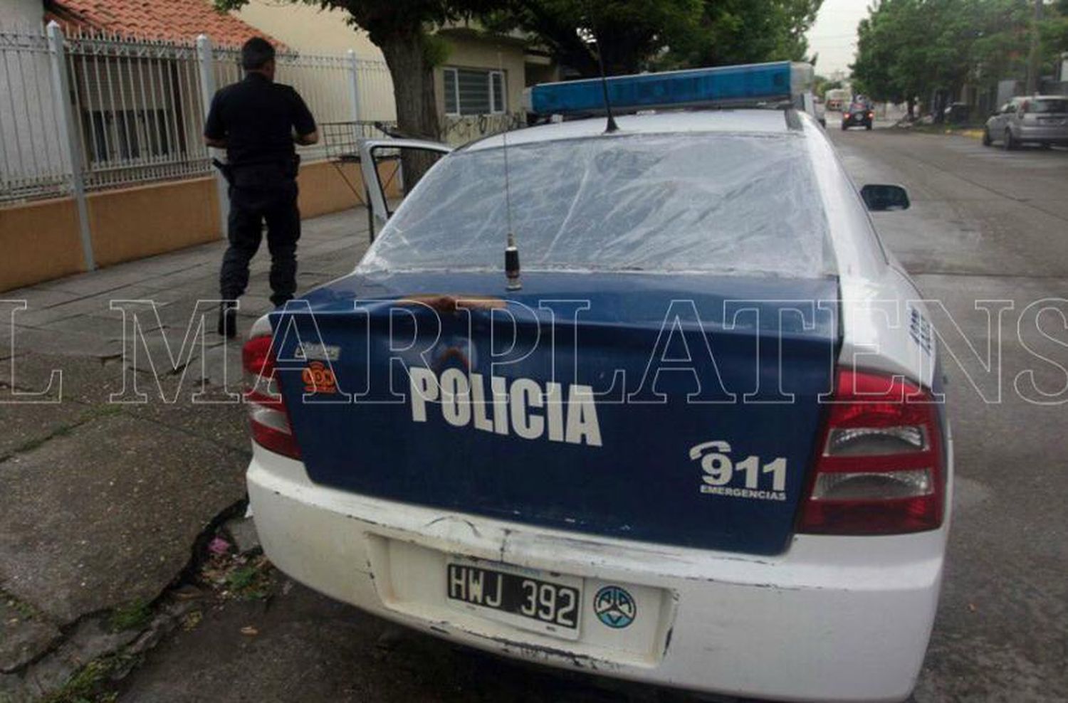 Se hicieron pasar por bomberos y robaron en la casa de una anciana