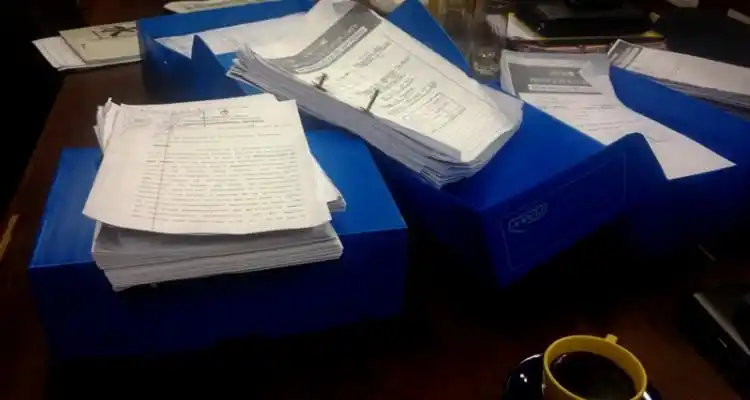 El Gobierno pagó horas extras y guardias, y completó la documentación que pidió la Comisión Investigadora