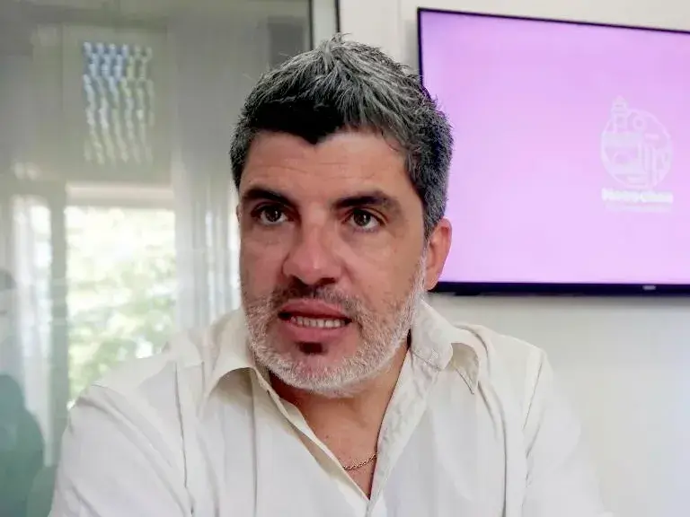 Lisandro Dones