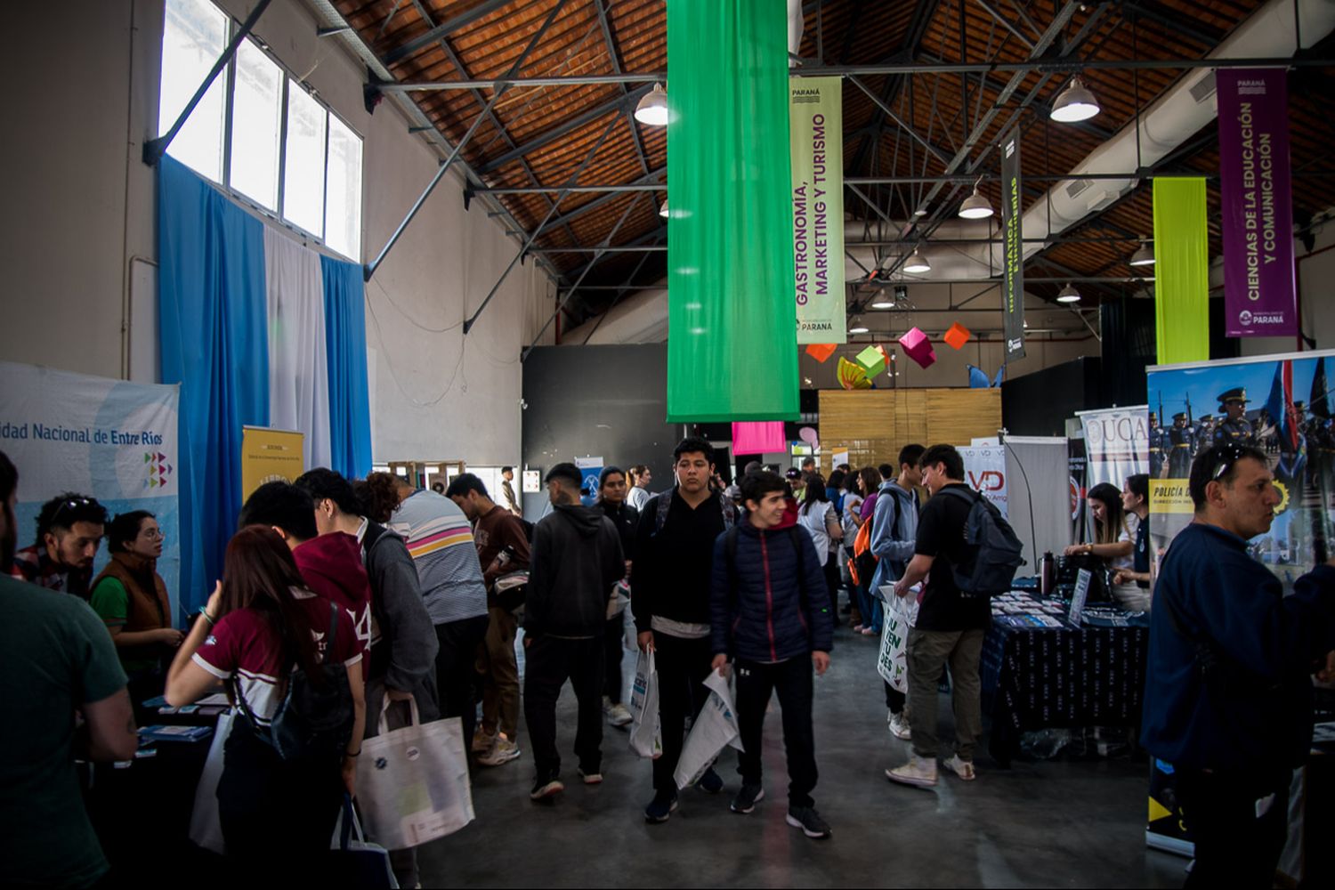 Construir Futuro: Vuelve la Feria de Orientación Vocacional y Oficios para estudiantes secundarios