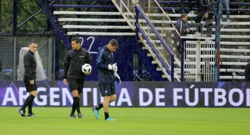 Por la lluvia suspendieron todos los partidos más destacados de la fecha