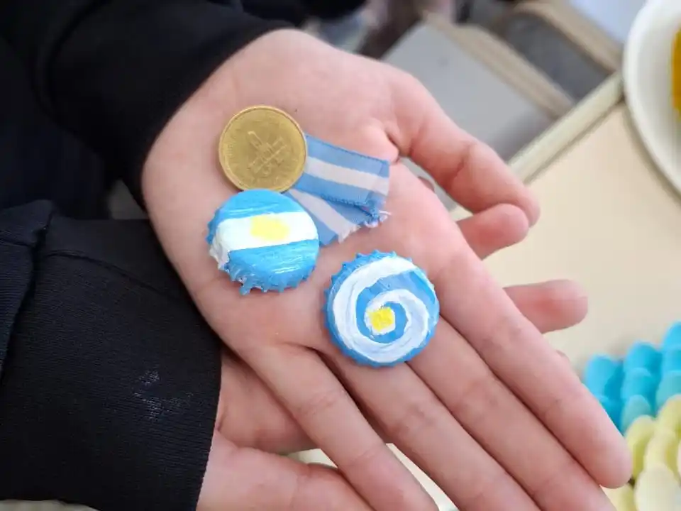 Los alumnos finalizaron esta tarea en el Día de la Escarapela