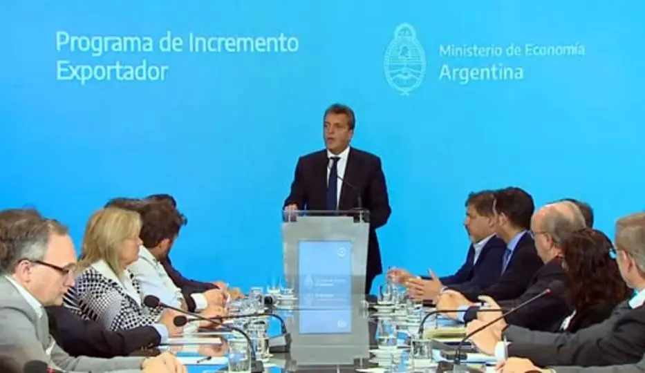 El Gobierno establece un nuevo tipo de cambio especial para las cadenas agroalimentarias