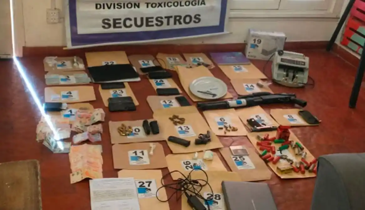 Uno de los policías detenidos en los operativos por drogas prestaba funciones en Gualeguaychú