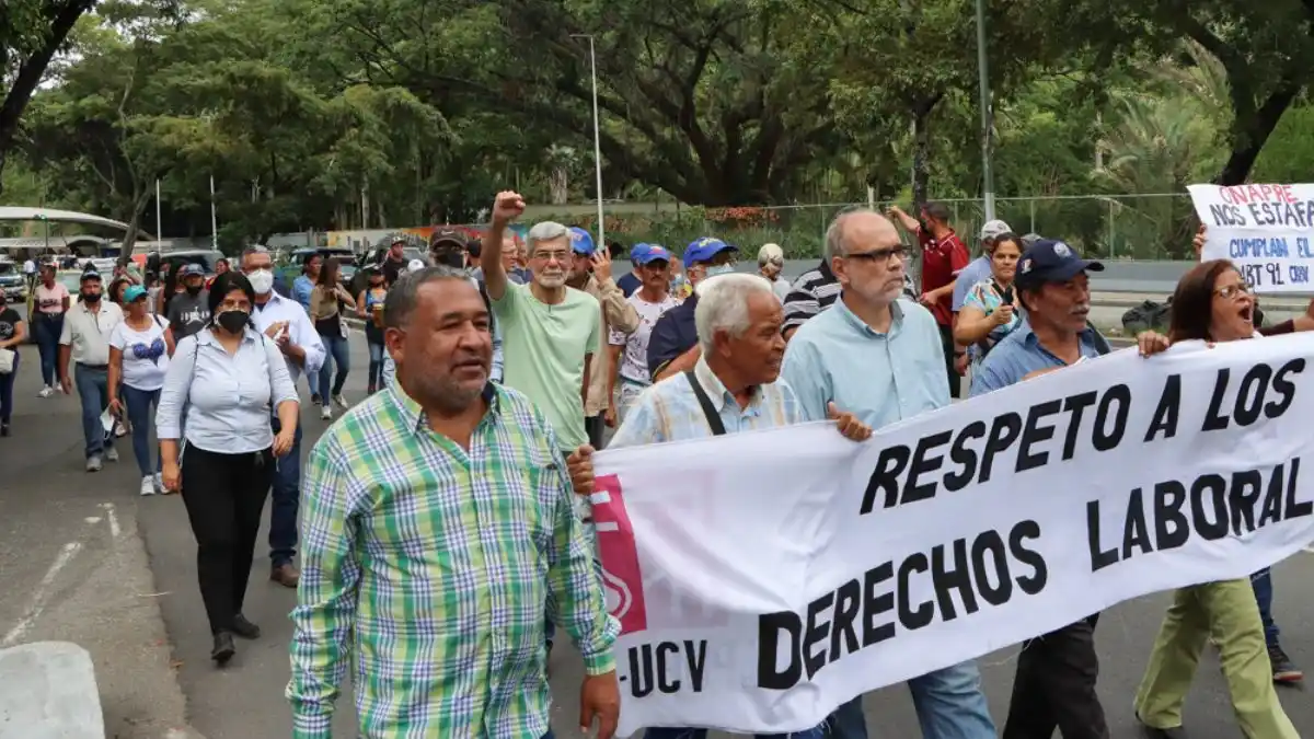 TRABAJADORES DE LA UCV SE REBELAN: acuerdan asistir solo dos días a la semana a sus sitios de trabajo