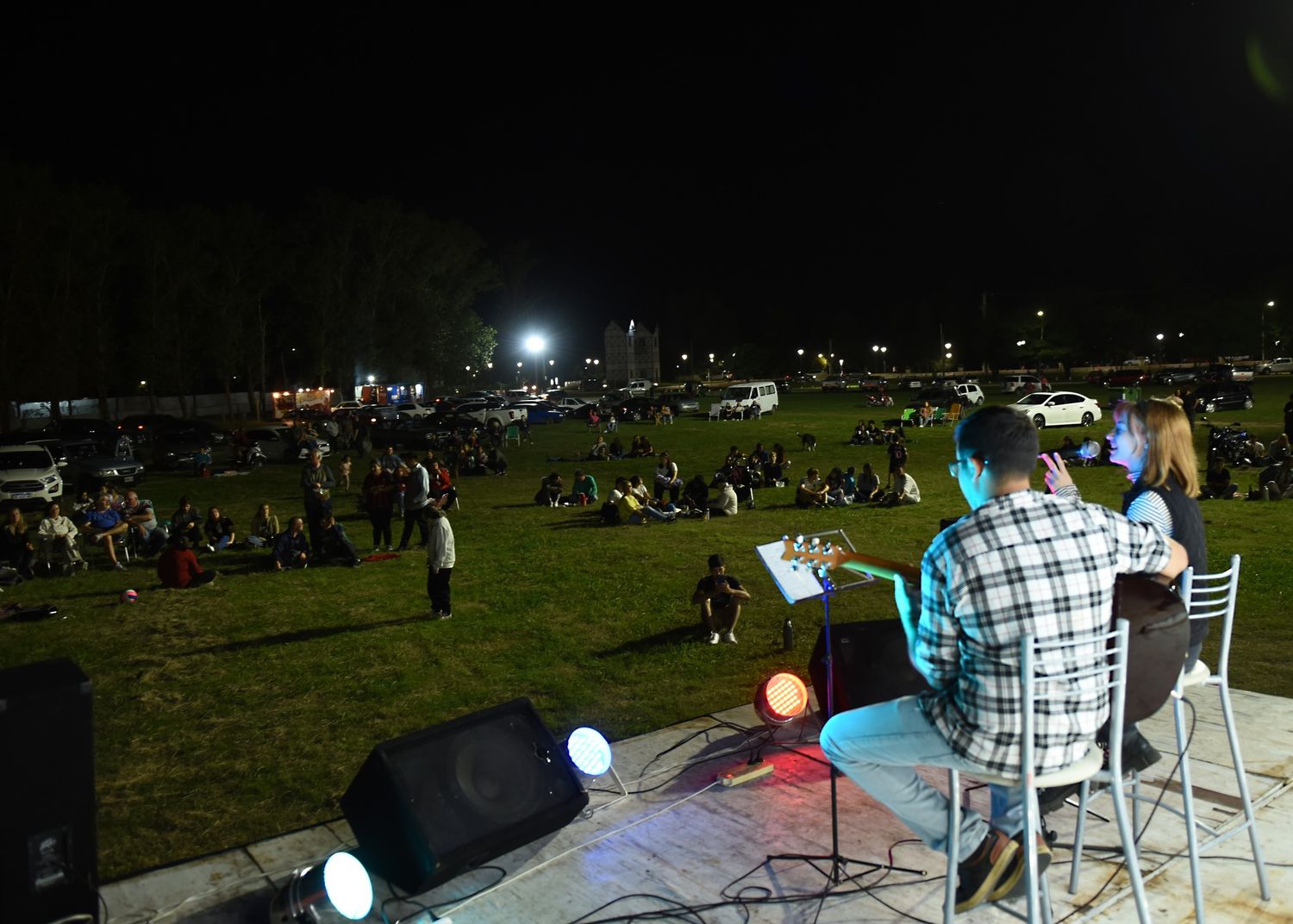 La música se vive con los ‘Acústicos en el Pórtico’