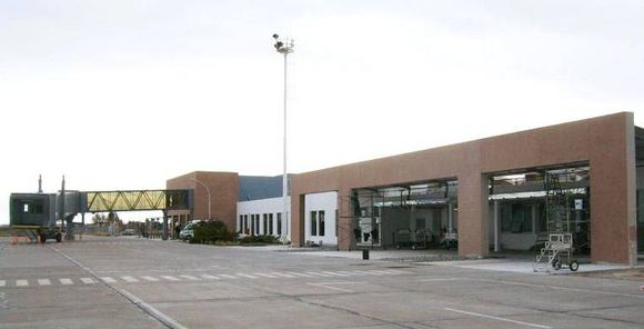 Invertirán $149 millones en repavimentar la pista del aeropuerto de Trelew