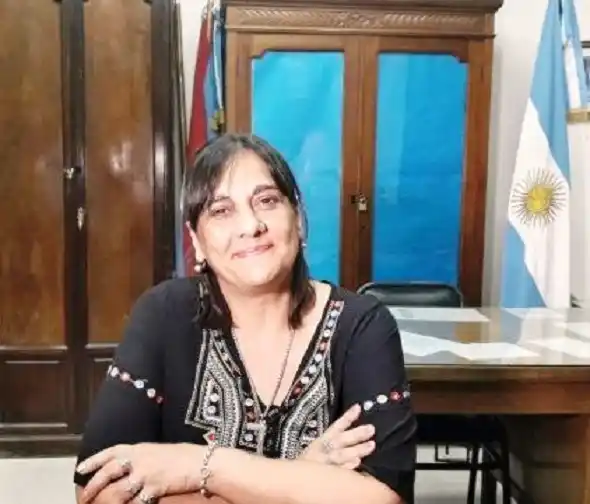 Tiende a normalizarse el servicio de atención en Departamental de Escuelas