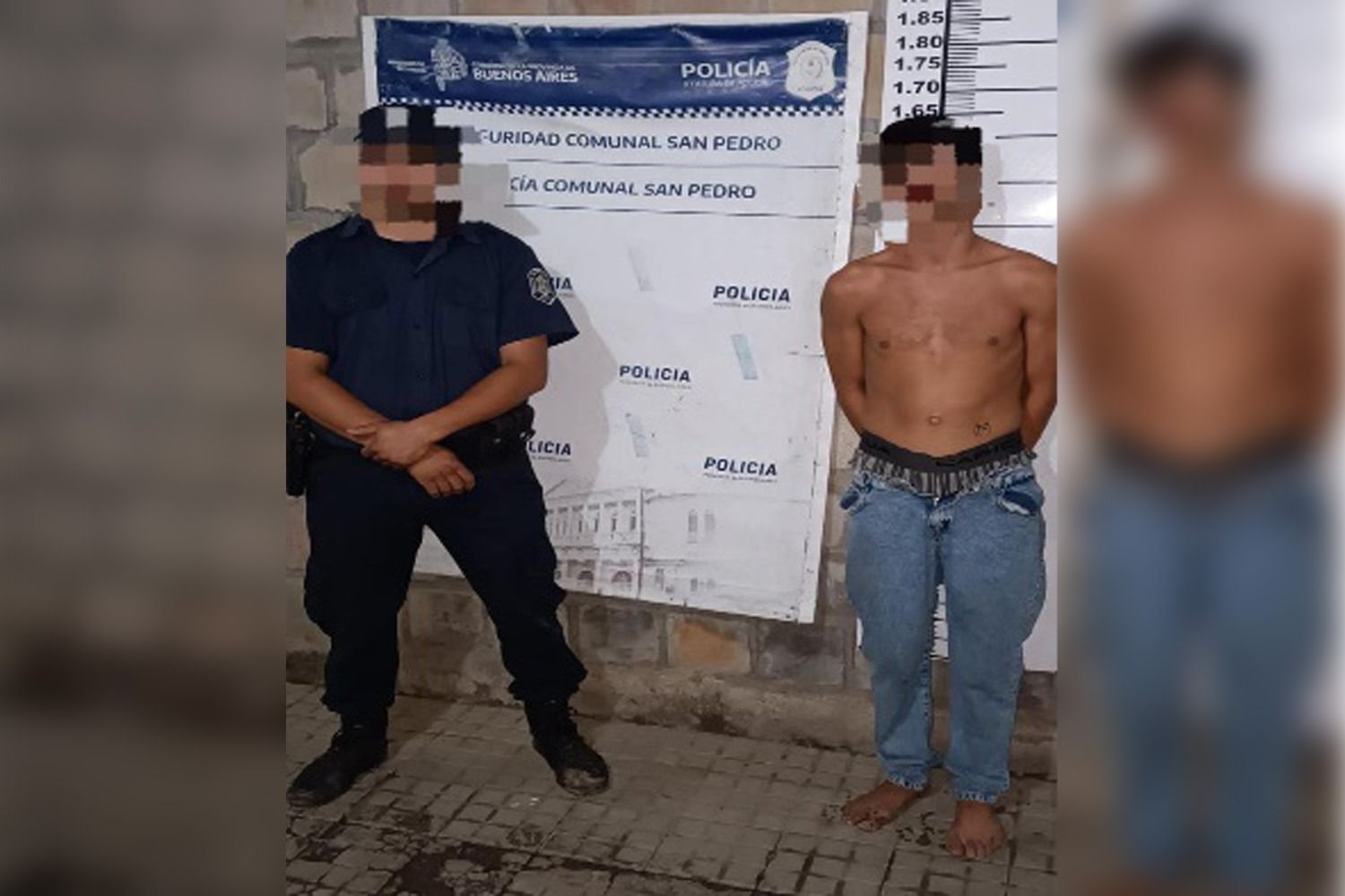 Aprehendieron a un joven que intentó robar en un auto estacionado
