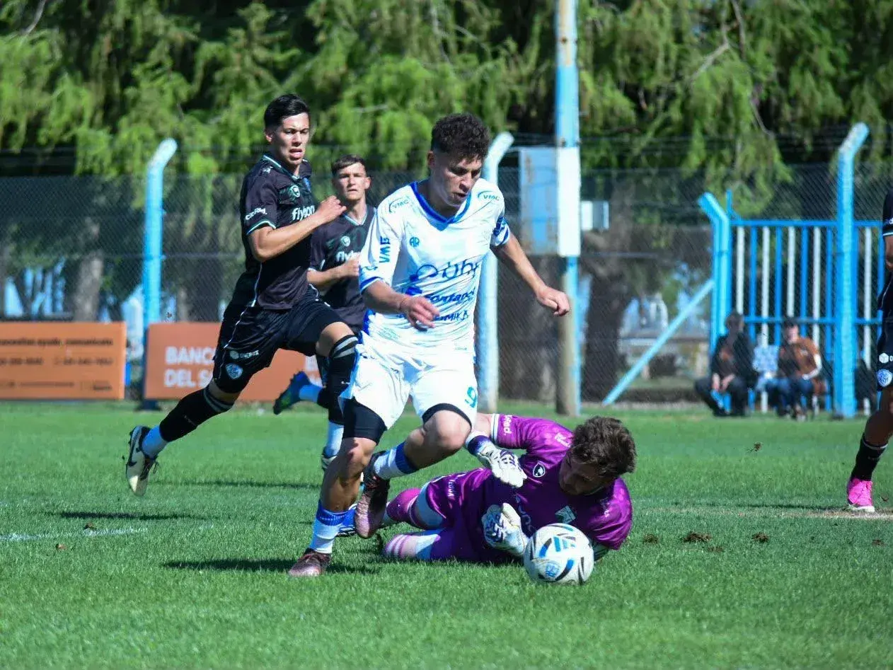 La Crema venció 3 a 2 a Ferro por la fecha. del torneo Proyección.Foto: AR