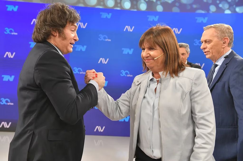 Este inesperado éxito de audiencia refleja el interés que generó el cara a cara entre Milei y Bullrich, dos figuras prominentes en la política argentina.