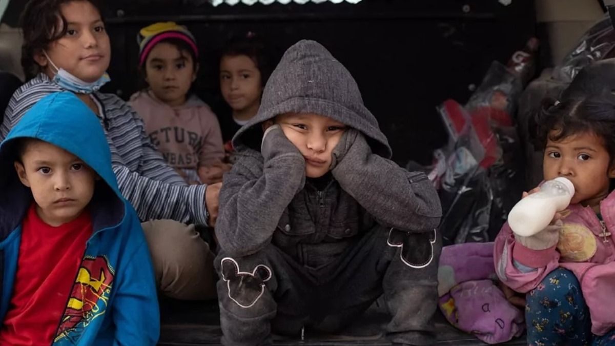Denuncian que EE.UU. empieza a suspender los fondos de ayuda legal a menores migrantes no acompañados