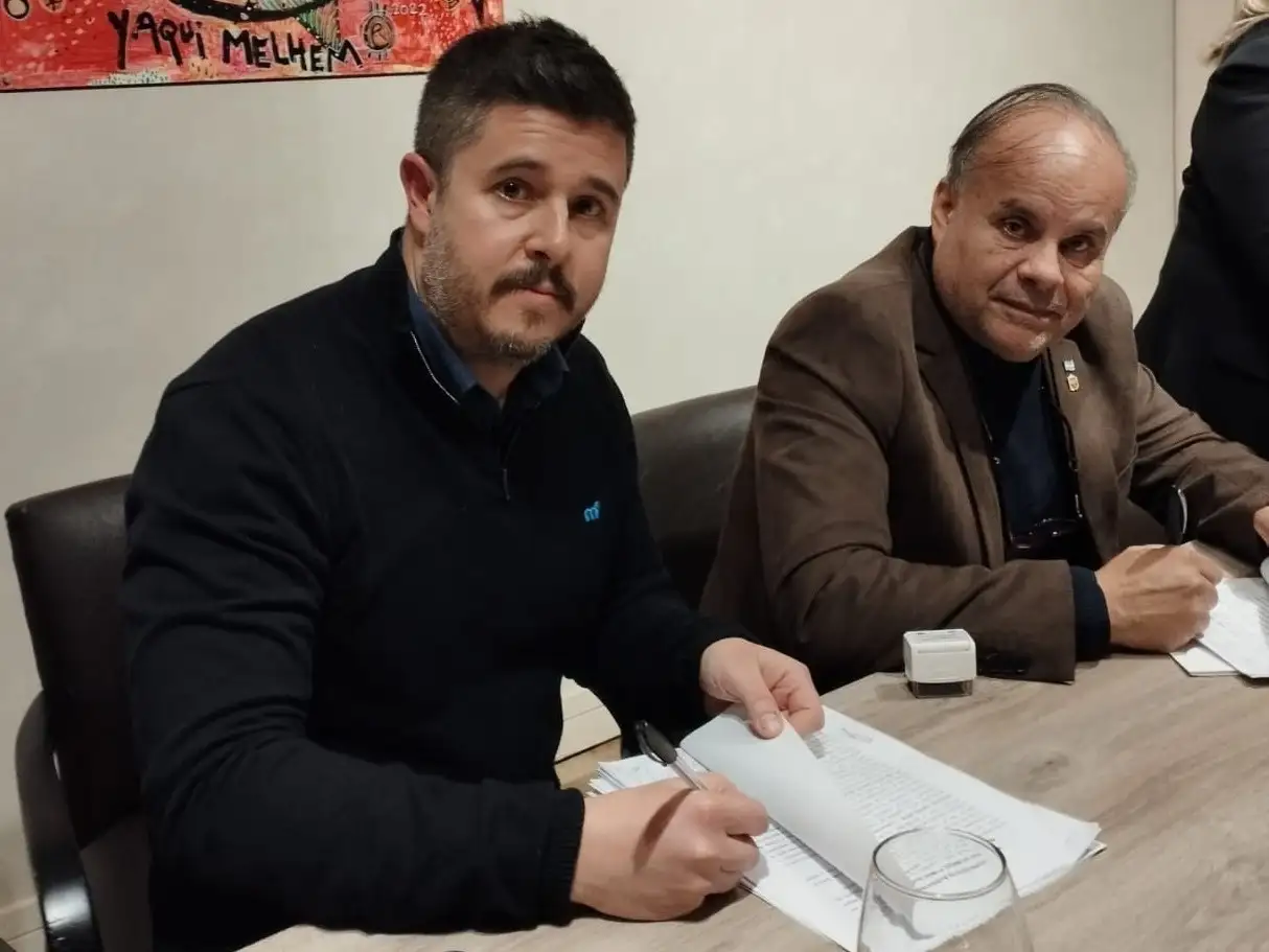 Roque Fleitas, Presidente del Comité Ejecutivo Provincial y Hernán Alberto Viola, Apoderado Partidario.