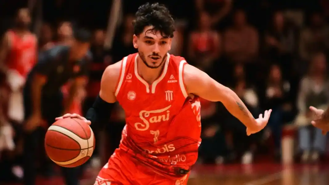 Sani a paso firme