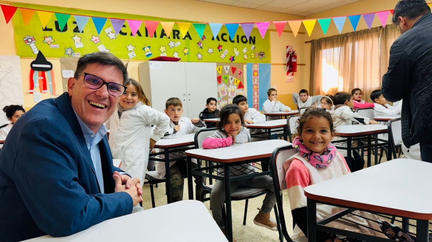 1000 Aulas: Provincia invirtió más de $ 200 millones en la construcción de cinco aulas en el departamento San Cristóbal