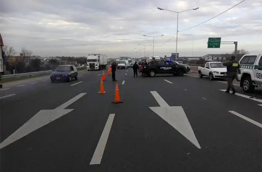Fue imputado uno de los jóvenes acusados de robar a conductores en Circunvalación