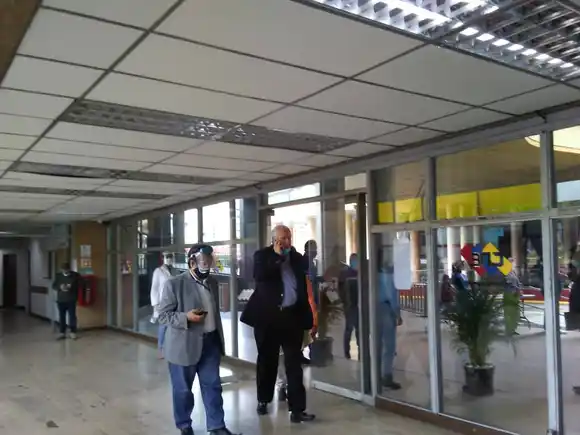 Rector Rafael Simón Jiménez presenta su renuncia al CNE