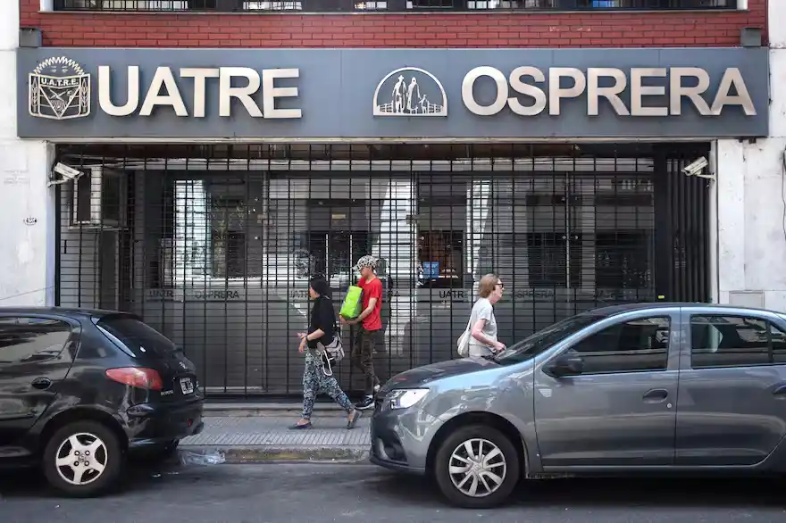 El Gobierno decidió intervenir la obra social Osprera, la tercera más grande del país, tras detectar presuntas irregularidades en el manejo de fondos públicos millonarios.