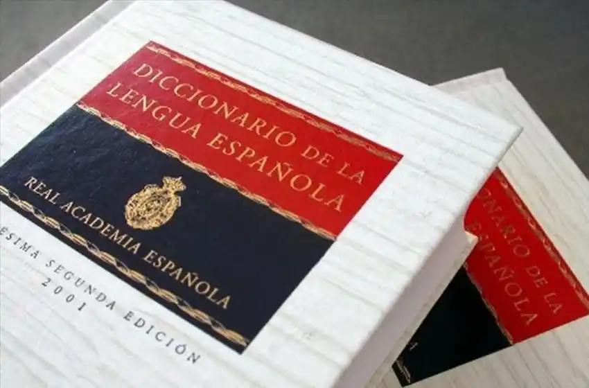 La RAE le puso freno al lenguaje inclusivo y rechaza el "Todes"