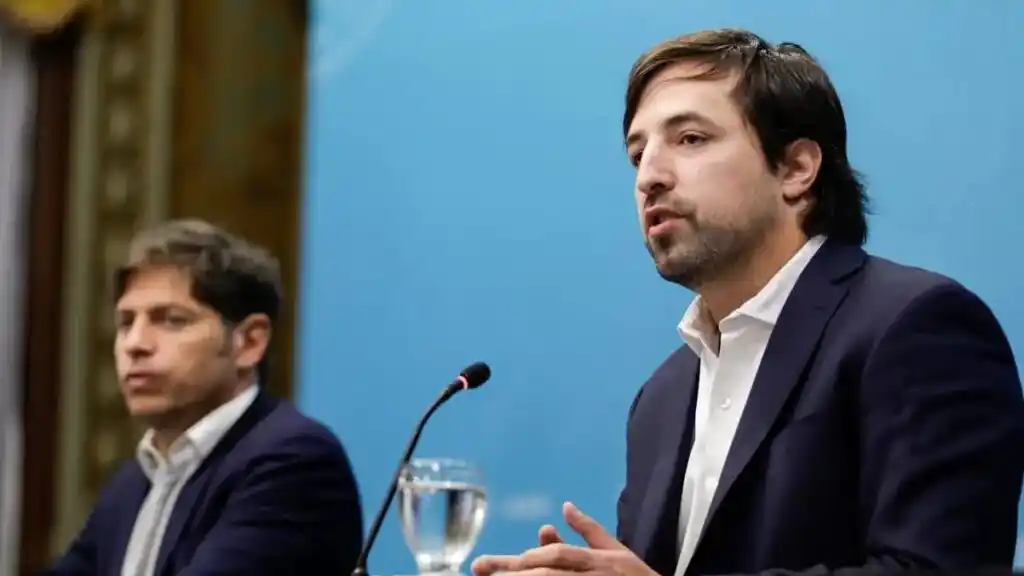 El gobernador bonaerense Axel Kicillof y el ministro de Salud provincial, Nicolás Kreplak.