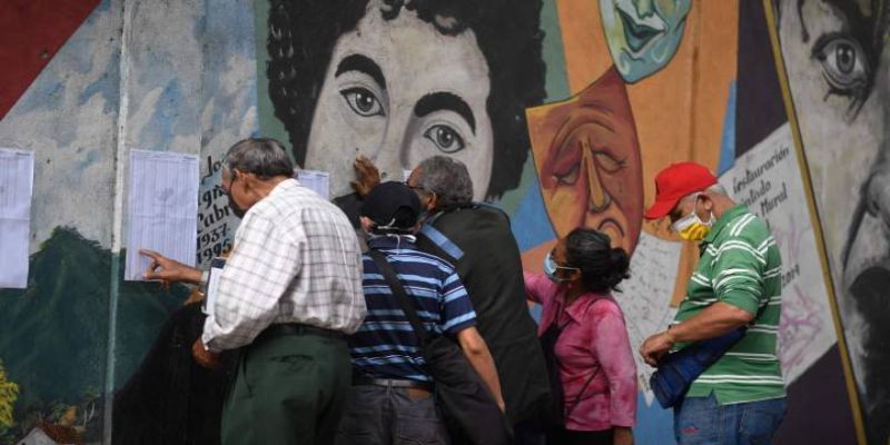 RÉGIMEN aplana la curva, pero se registran 801 muertes por COVID-19