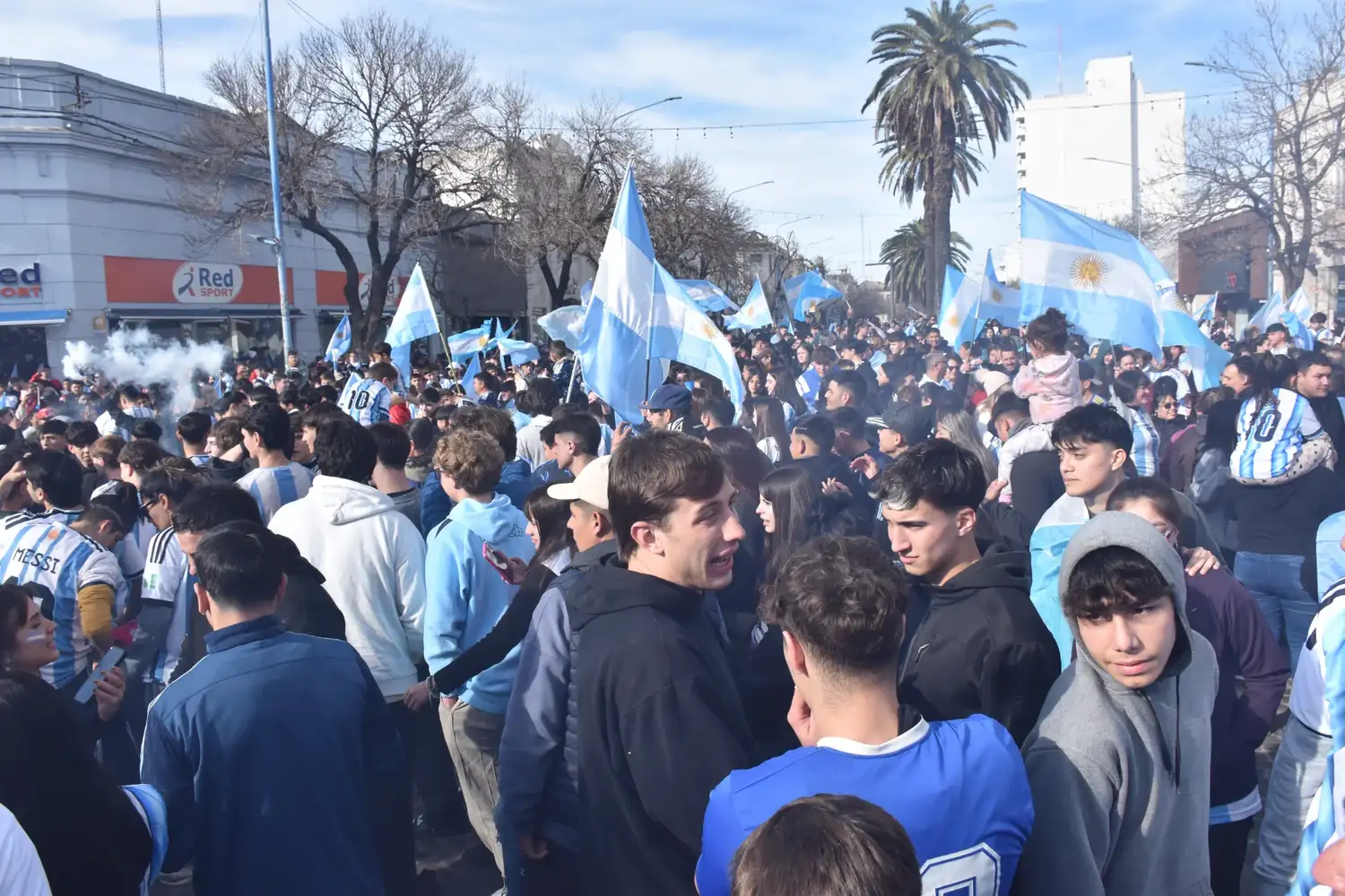 Argentina pasó a cuartos y Rafaela lo festejó como una final - 1