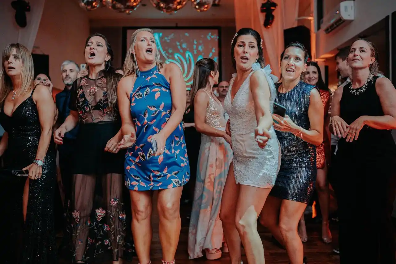 fiesta noche casamiento