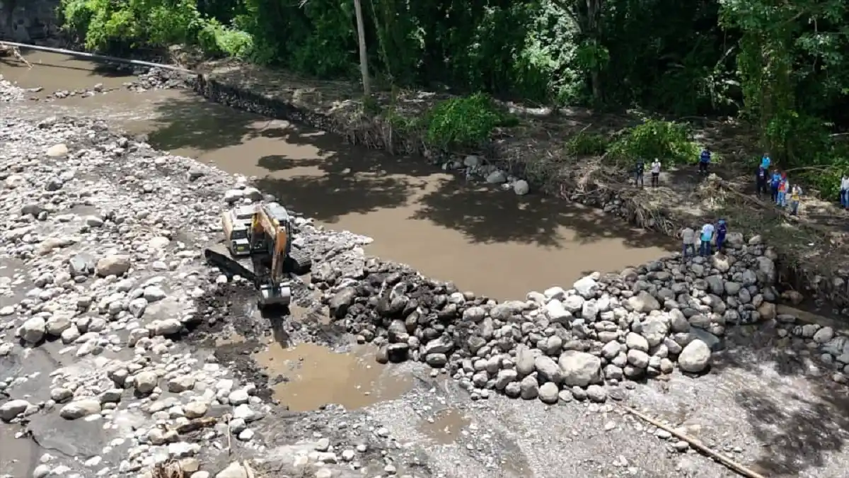 COMIENZA A FUNCIONAR la planta potabilizadora de agua para Cumanacoa