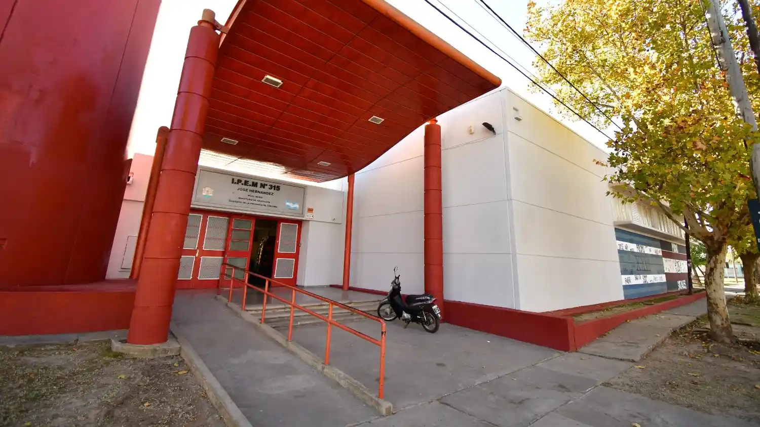 avan xan las obras en la IPET 315