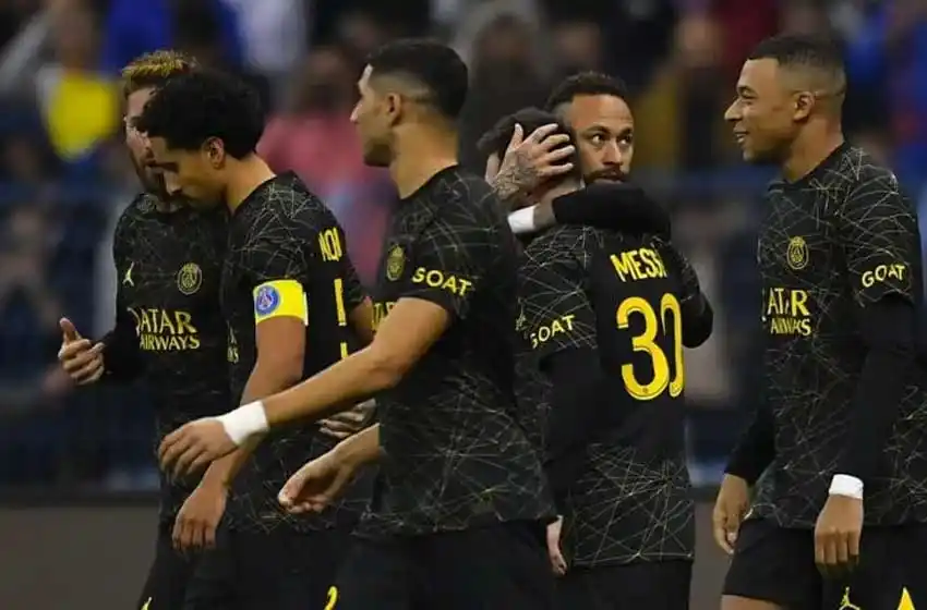 Con un gol de Messi, el PSG venció al Riyadh Season que tuvo a Cristiano Ronaldo como figura