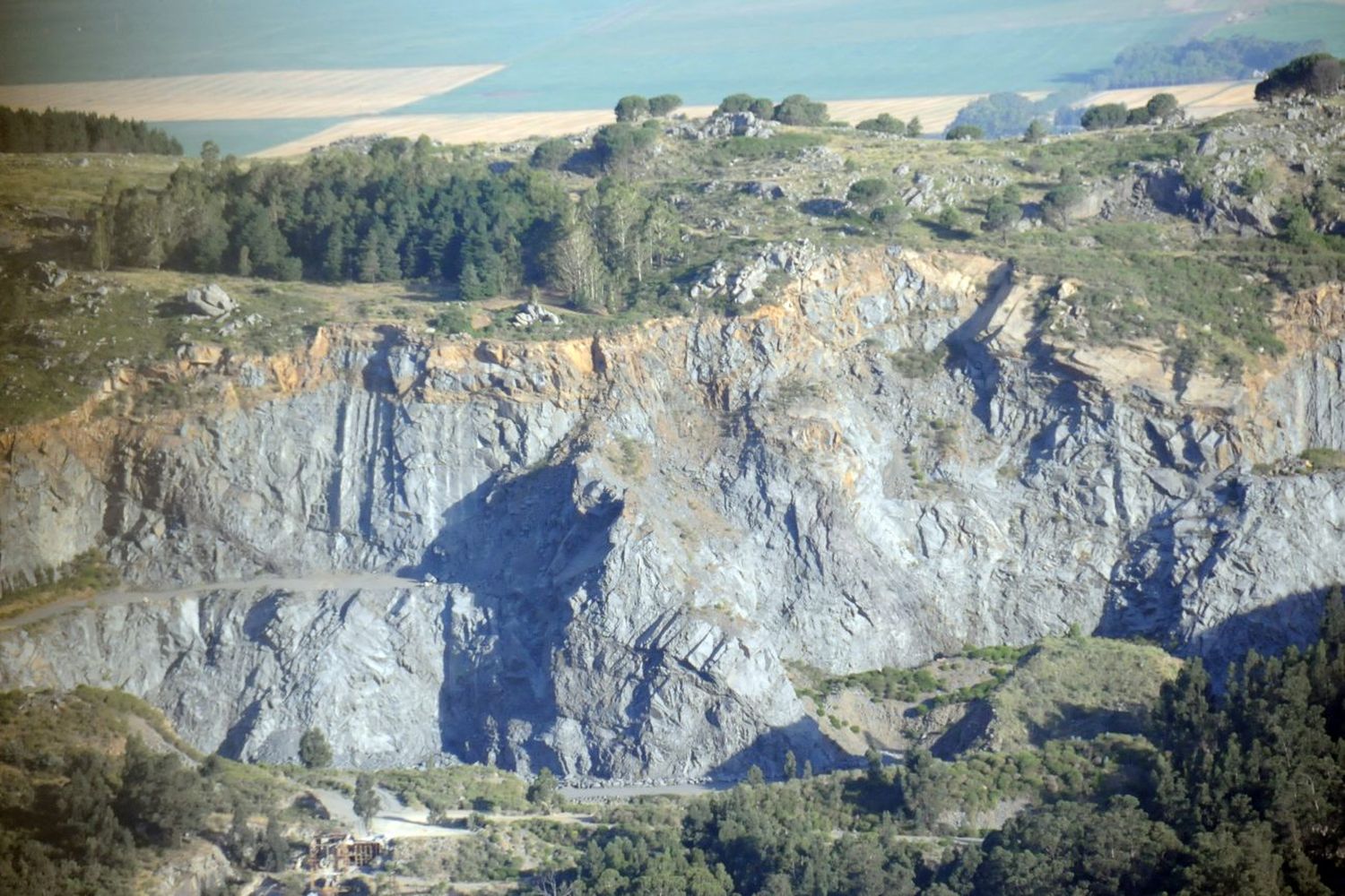 La cantera Carba sufrió un revés judicial en una  causa que ataca a la Ley de Paisaje Protegido