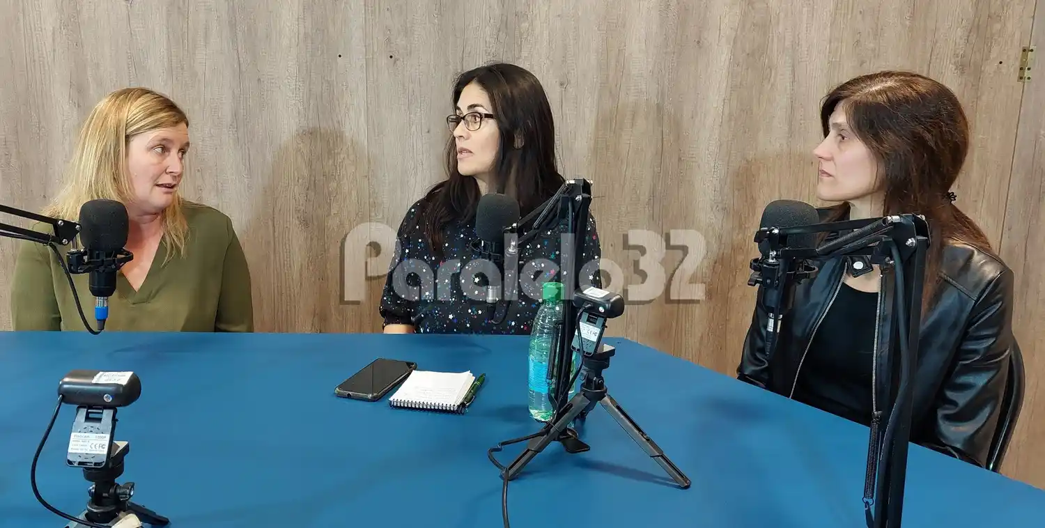 Lucía Frickel y Roxana Haberkorn con Jorgelina Torres en Flop TV septiembre 2023 Crespo