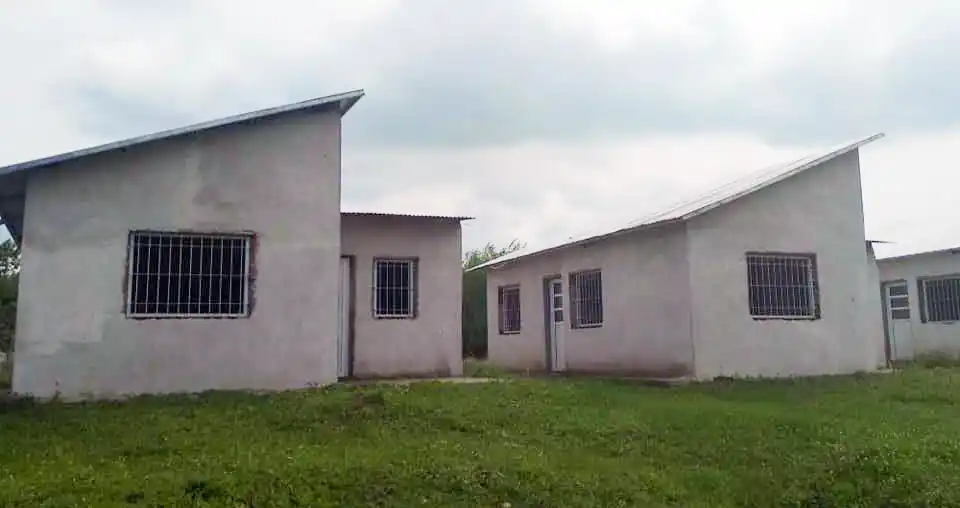 Urdinarrain recibió medio millón de pesos para finalizar seis casas que están paralizadas