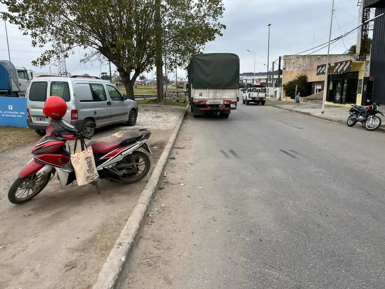 El conductor del rodado menor fue derivado al nosocomio local.