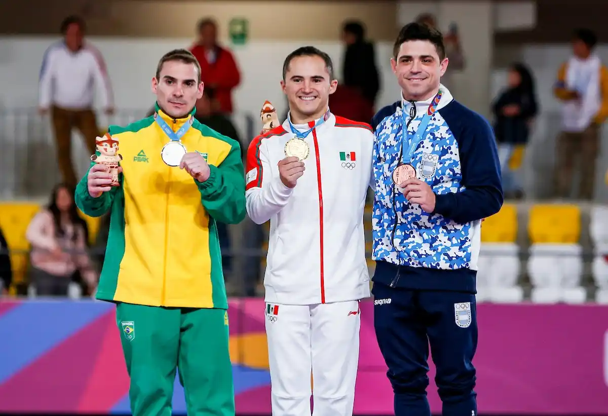 Federico Molinari logró la medalla de bronce en anillas