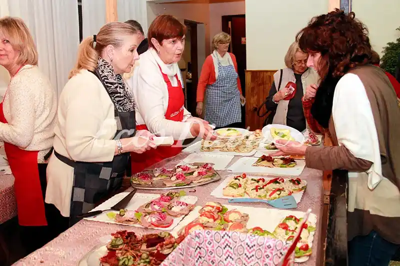 Comidas típicas. Se podrán degustar en el Club Danés